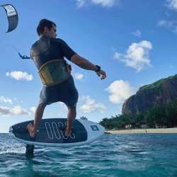 AK Phazer Foilboard V4 - planche de wingfoil, kitefoil, surfoil