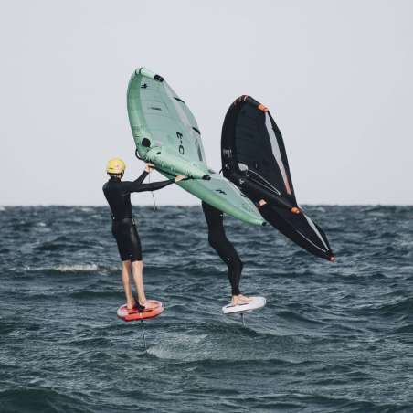 F-ONE STRIKE V5 2025