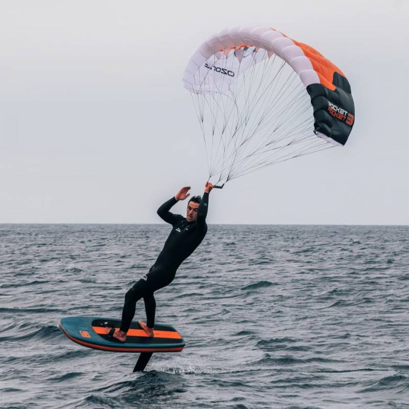 Ozone Pocket Rocket 2025 en action sur l’eau