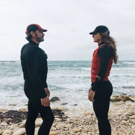 MANERA Vagabond Impact Vest