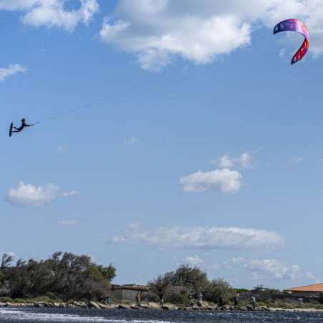 F-ONE TRIGGER V2 by BRAINCHILD 2025