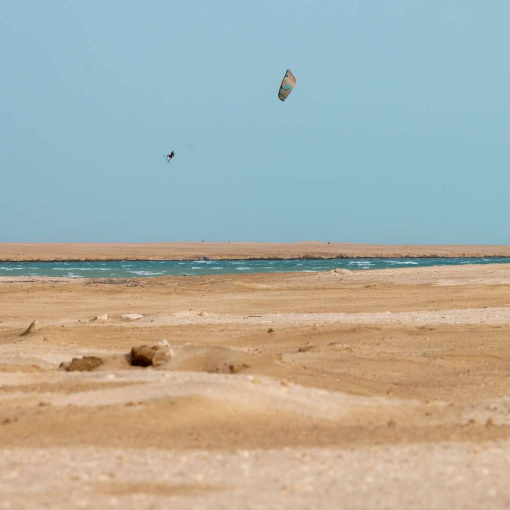 Duotone Rebel SLS 2026 big air kitesurf plage Égypte