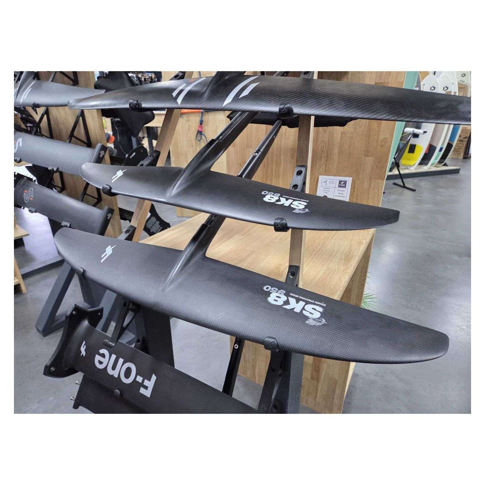 F-one  OCCASION F-ONE SK8 V2 950+ MONOBLOC CARVING W 161 - Occasions Wingfoil