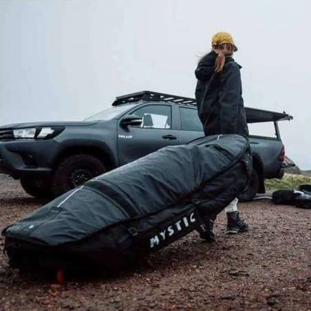 MYSTIC SAGA FOIL BOARDBAG - vue en action