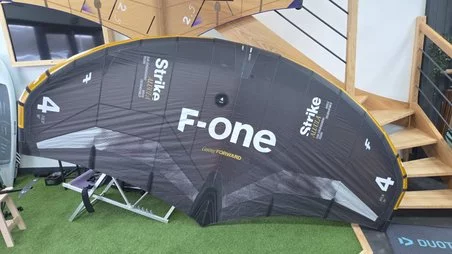 Occasion F-ONE Strike V5 Aluula 4m2 2025 etat