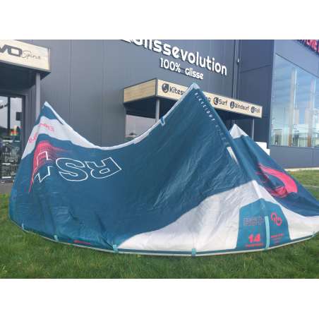 Occasion Eleveight RS+ V1 14m - devant magasin