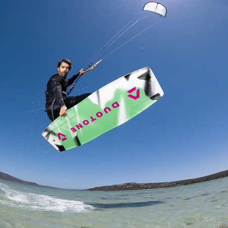 dtk-spike-mono-clickbar-renoromeu-2026-tobybromwic