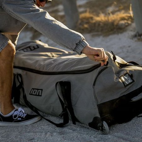 ion_water_kite-gearbag-core_action-shots_3