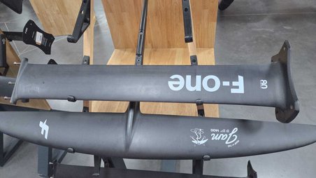 Mât F-ONE Carbone 16 80 cm gros plan