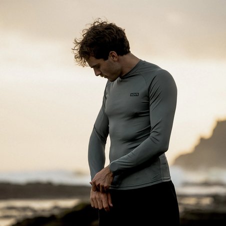 ion-rashguard-ls-men-long-sleeve-rashguard-in-slat