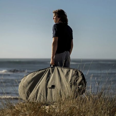 ion_travelgear_wing_boardbag