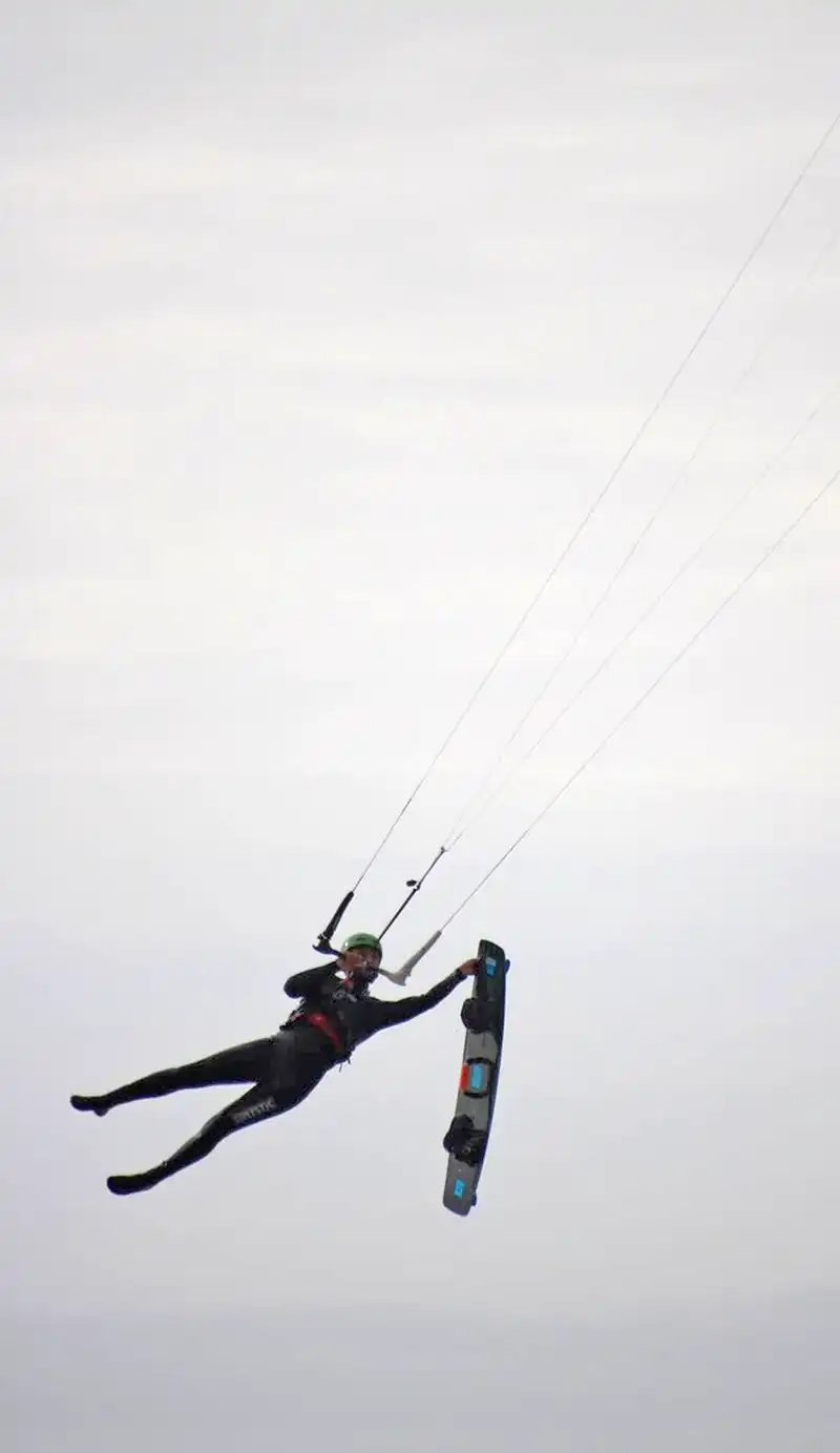 Enzo - Reedin kitesurf big air