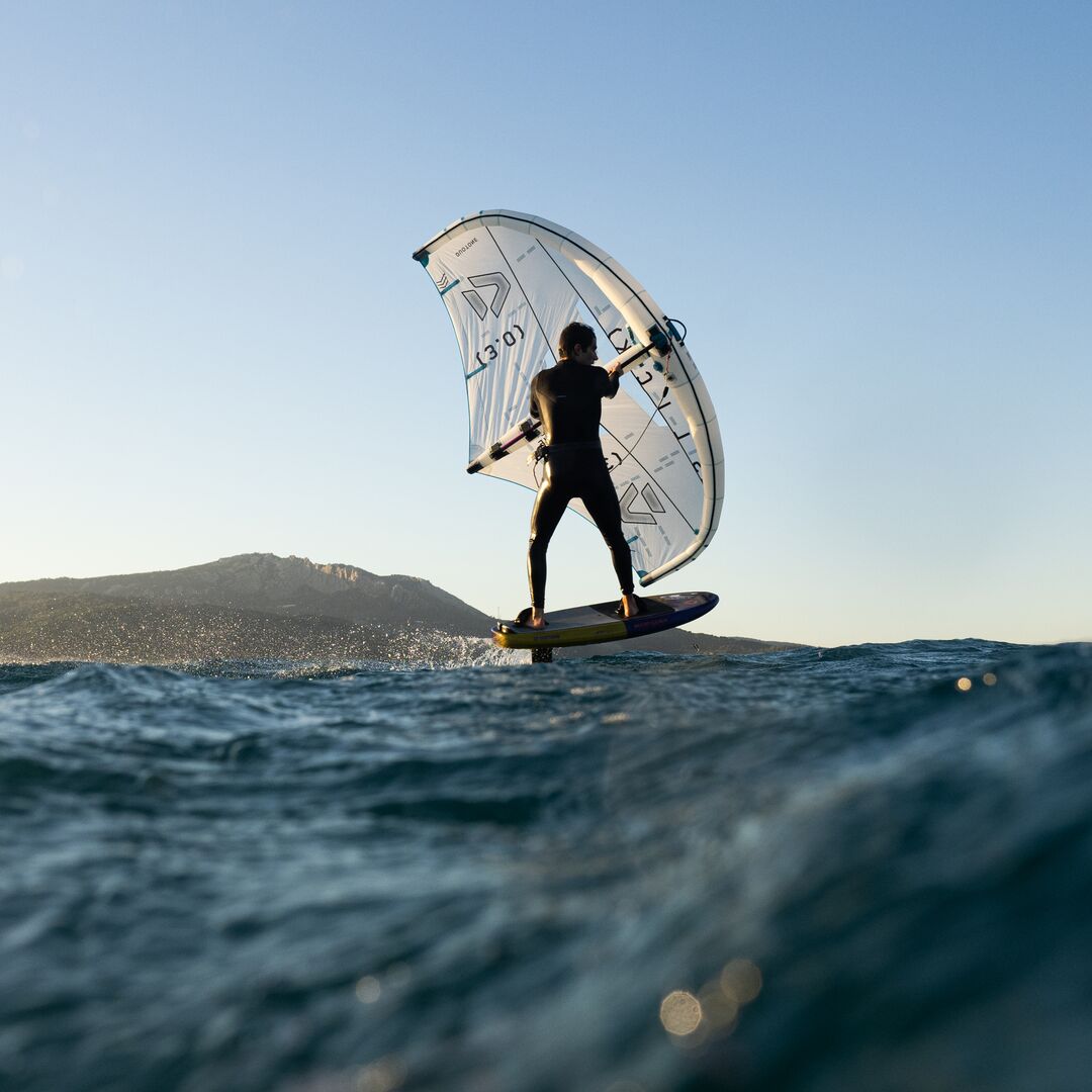 AILE DE KITESURF ELEVEIGHT RS V8 2025