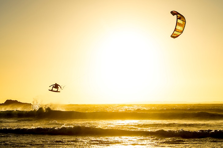 kite surf jump wave