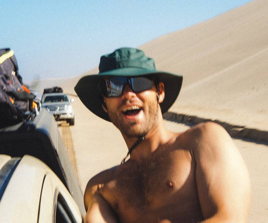 Dirty Habits - Lunettes de sport et vêtements lifestyle pour riders - Fondé à Cape Town