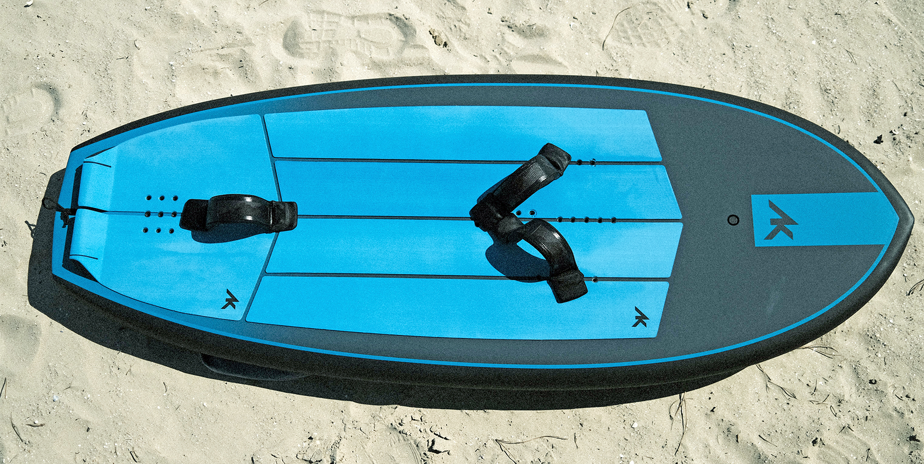 Test de la planche de wing AK PHAZER 