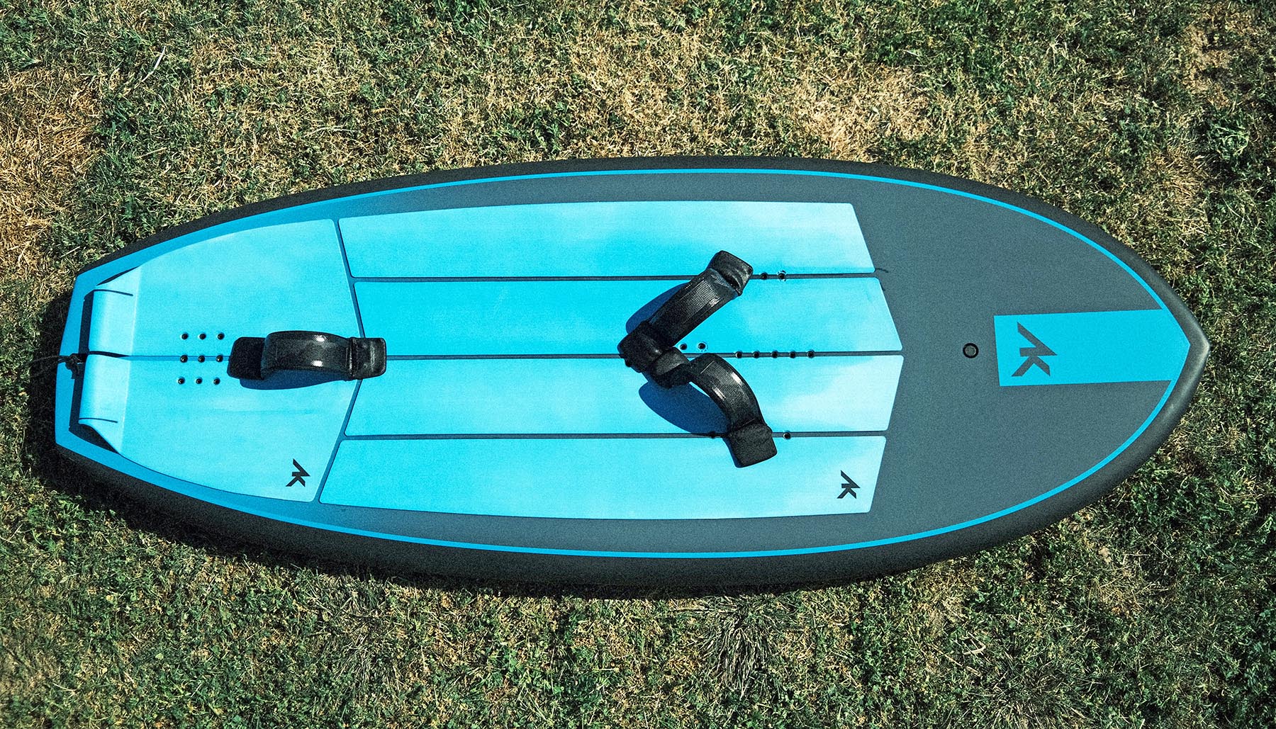 Test de la planche de wing AK PHAZER 