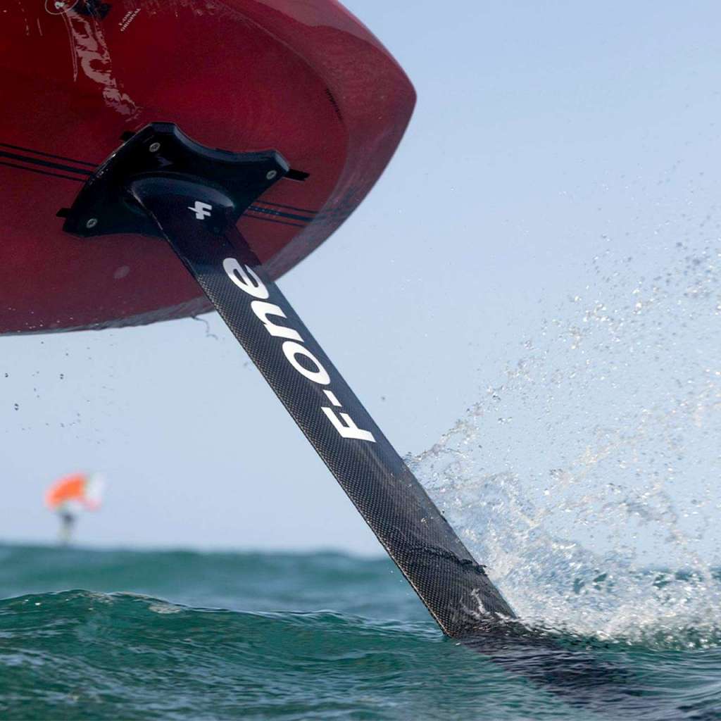 Mat Carbon HM 14 de F-ONE - Wingfoil + Surf foil 