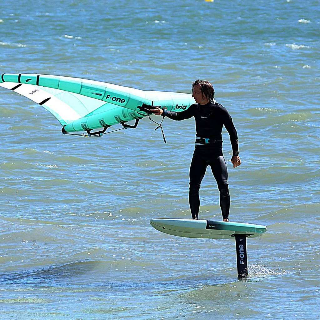 Mat Carbon HM 14 de F-ONE - Wingfoil + Surf foil 
