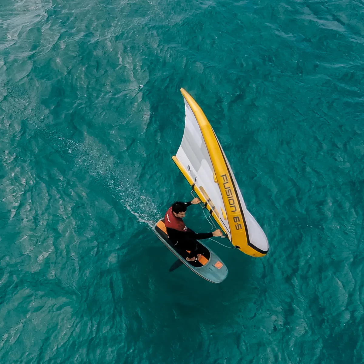 Ozone Fusion V2 Ultra-X 6.5 vue drone de dessus - wing foil