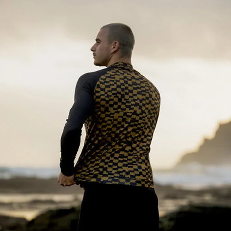ION RASHGUARD MAZE LS MEN 2026