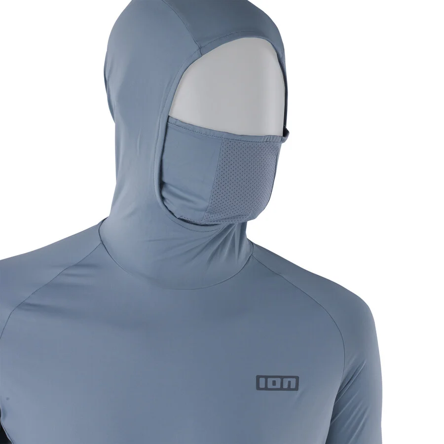 ION Rashguard Storm Pro LS Men 2026 porté par un rider