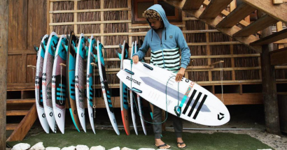 Guide : Choisir sa planche de surfkite strapless pou