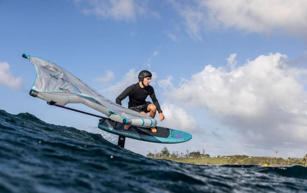 Test Duotone Skybrid SLS 2025 - Planche wingfoil mid-length GlissEvolution