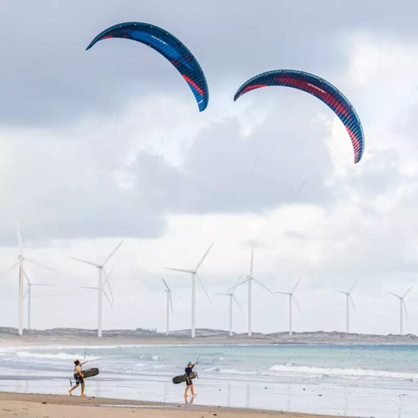 Kitefoil - vol au-dessus de l'eau 1