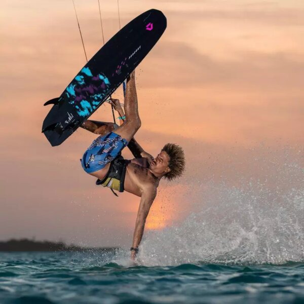 Wave surfkite - rider une vague 4