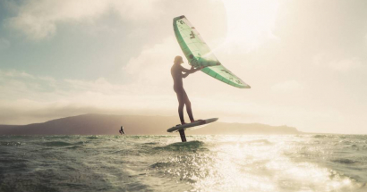 AILE DE WINGFOIL F-ONE SWING V4 : TEST ET AVIS